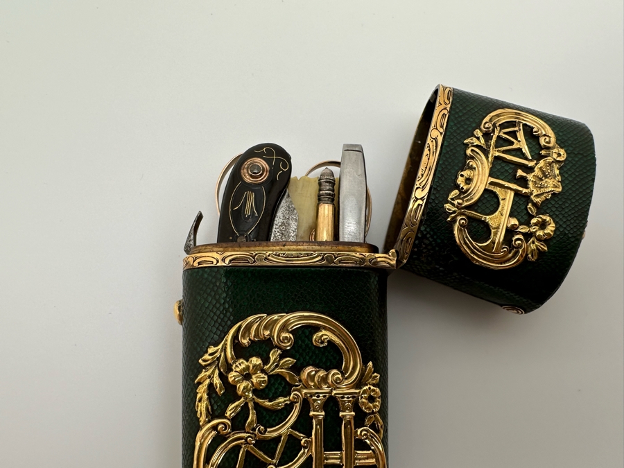 Antique Gold-Mounted Shagreen Etui Of Tapering Form With Gold Openwork Chinoiserie Panels Circa 1765 4'L Sold In 1983 In London Via Halcyon Days Antiques For 4,530 Pounds In Today's Pounds [Photo 15]