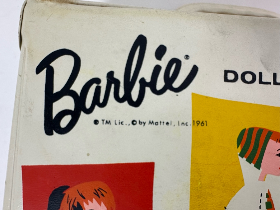 Vintage 1961 Barbie Ponytail Doll Case 11W X 12D X 3H [Photo 2]