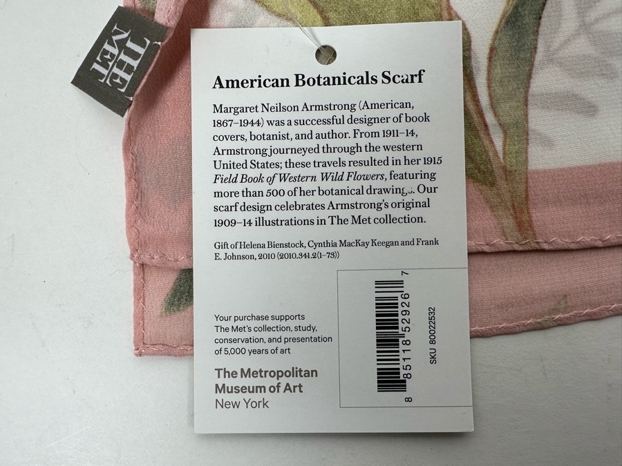 New 100% Silk Scarf From The Metropolitan Museum Of Art Margaret Neilson Armstrong American Botanicals Oblong Scarf [Photo 8]