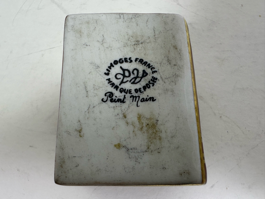 Limoges France Porcelain Hand Painted Small Hinged Box 1.5W X 1.75D X .75H [Photo 6]