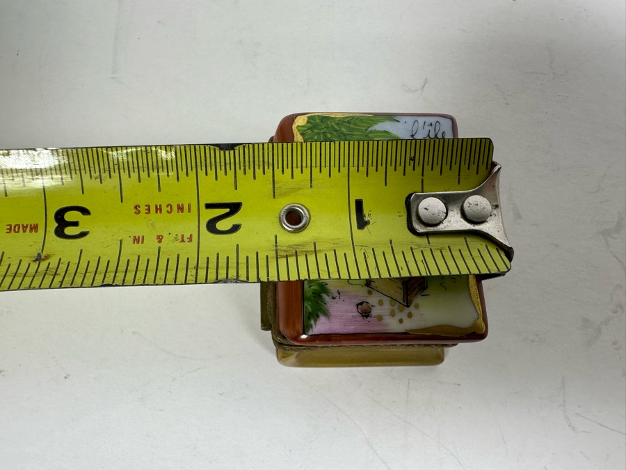 Limoges France Porcelain Hand Painted Small Hinged Box 1.5W X 1.75D X .75H [Photo 9]