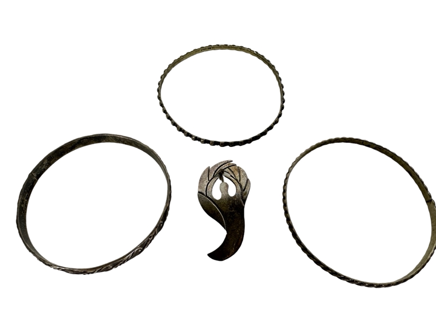 (3) Sterling Silver Bracelets And Sterling Silver Pin Brooch 40.6g [Photo 1]