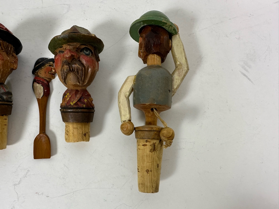 Four Hand Carved Wooden Wine Stoppers & Spoon [Photo 10]