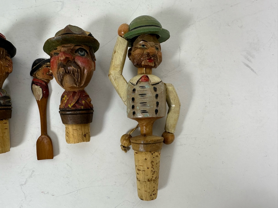 Four Hand Carved Wooden Wine Stoppers & Spoon [Photo 7]