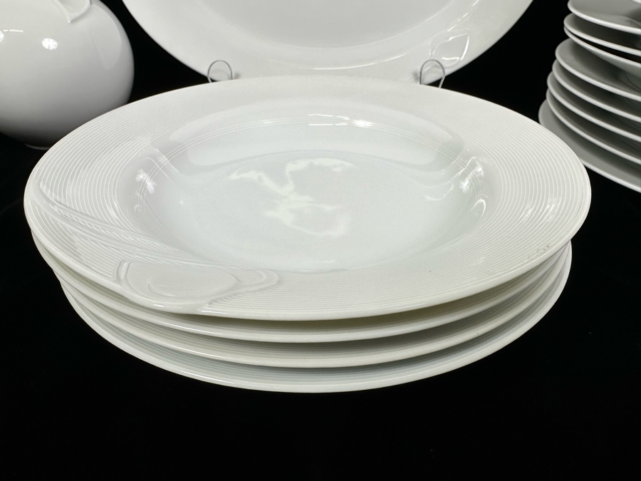 Hutschenreuther Germany Fleuron Chloe Paris Decor Rotonde White China Service - See Photos [Photo 22]