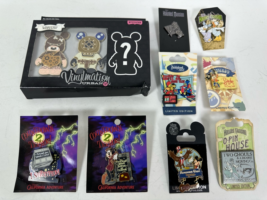 Vintage Disneyland Trading Pins: The Haunted Mansion And Five Limited Edition Pins [Photo 2]
