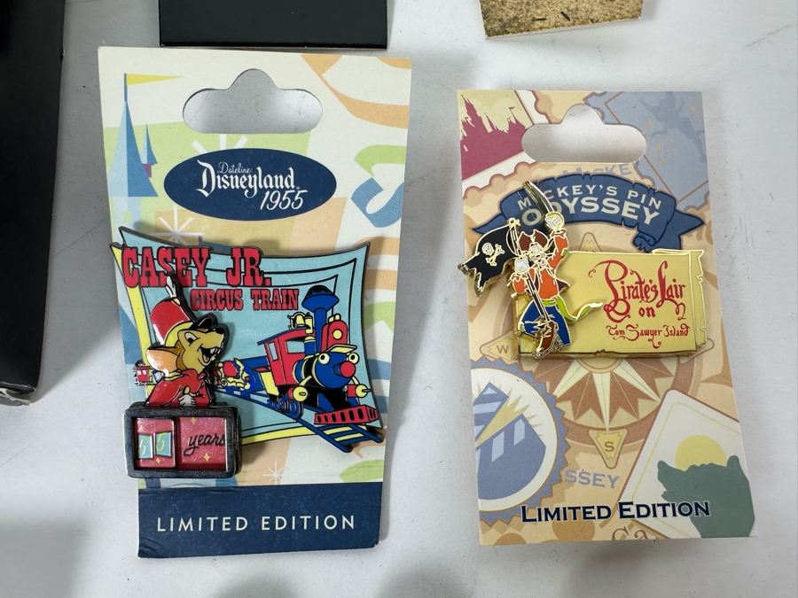 Vintage Disneyland Trading Pins: The Haunted Mansion And Five Limited Edition Pins [Photo 3]
