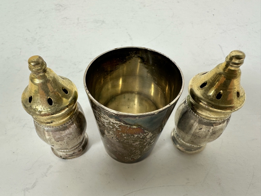 Vintage 835 Siver Shot Glass And Pair Of Sterling Silver Salt & Pepper Shakers 46.1g [Photo 2]