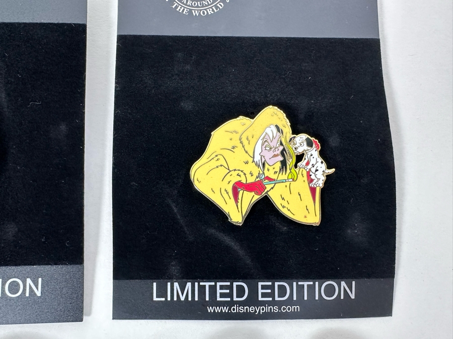 Six Large Limited Edition Disney's One Hundred and One Dalmatians Trading Pins On Cards [Photo 4]
