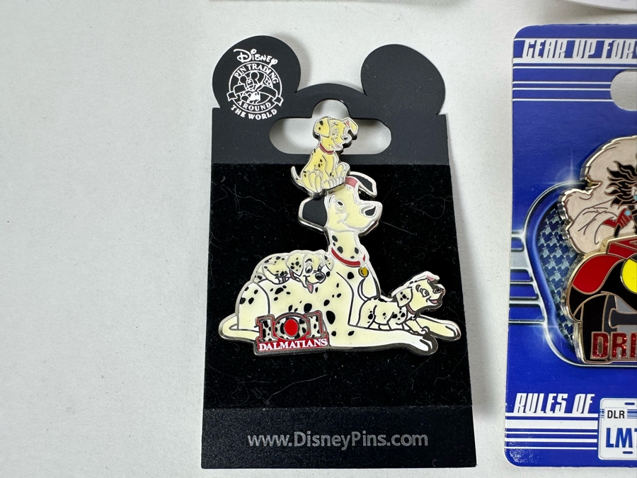 Disney's One Hundred and One Dalmatians Tradings Pins With Cards Including Four Limited Edition Pins Featuring Cruela De Vil [Photo 7]
