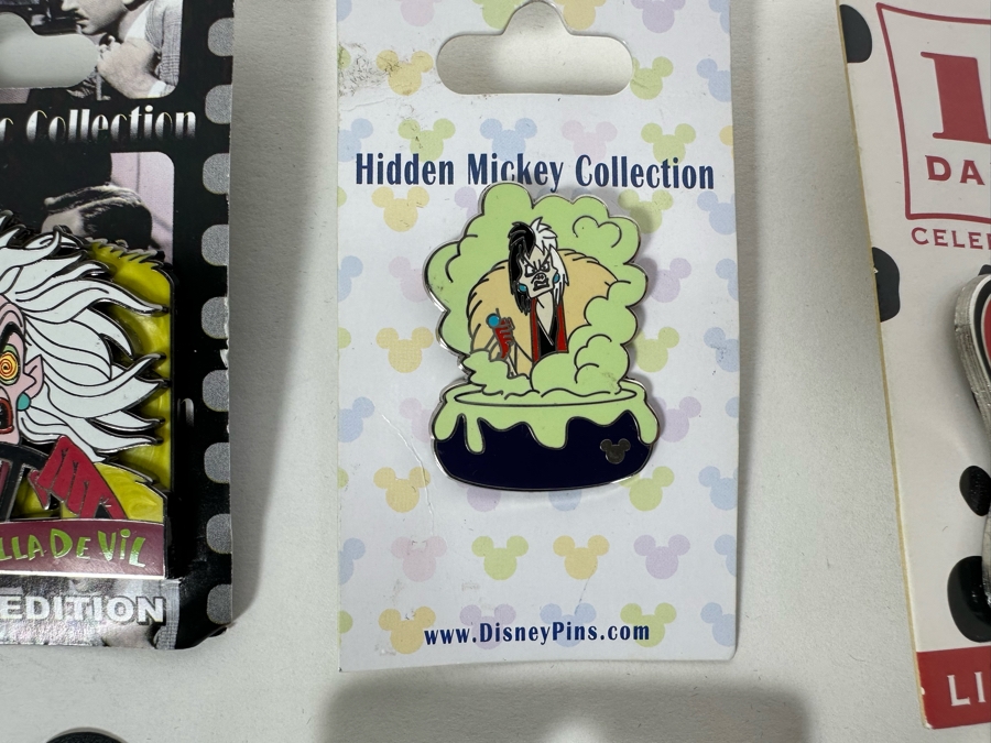 Disney's One Hundred and One Dalmatians Tradings Pins With Cards Including Four Limited Edition Pins Featuring Cruela De Vil [Photo 3]