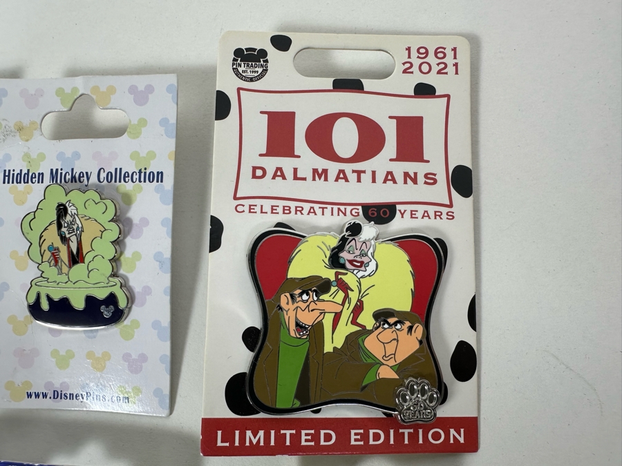 Disney's One Hundred and One Dalmatians Tradings Pins With Cards Including Four Limited Edition Pins Featuring Cruela De Vil [Photo 4]