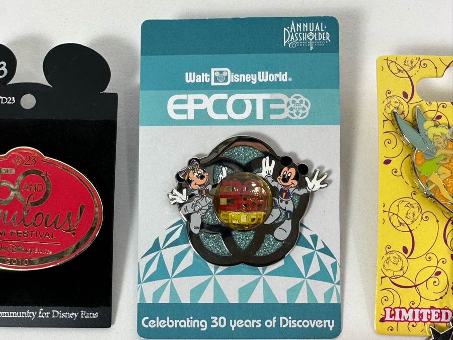 Seven Disney Trading Pins With Cards [Photo 8]