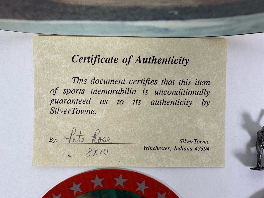 Pete Rose MLB Baseball Collectibles: Autographed 8 X 10 Photo With Cert, Pete Rose Baseball Cards, Pair Of Metal Pete Rose Figurines And Buttons [Photo 6]
