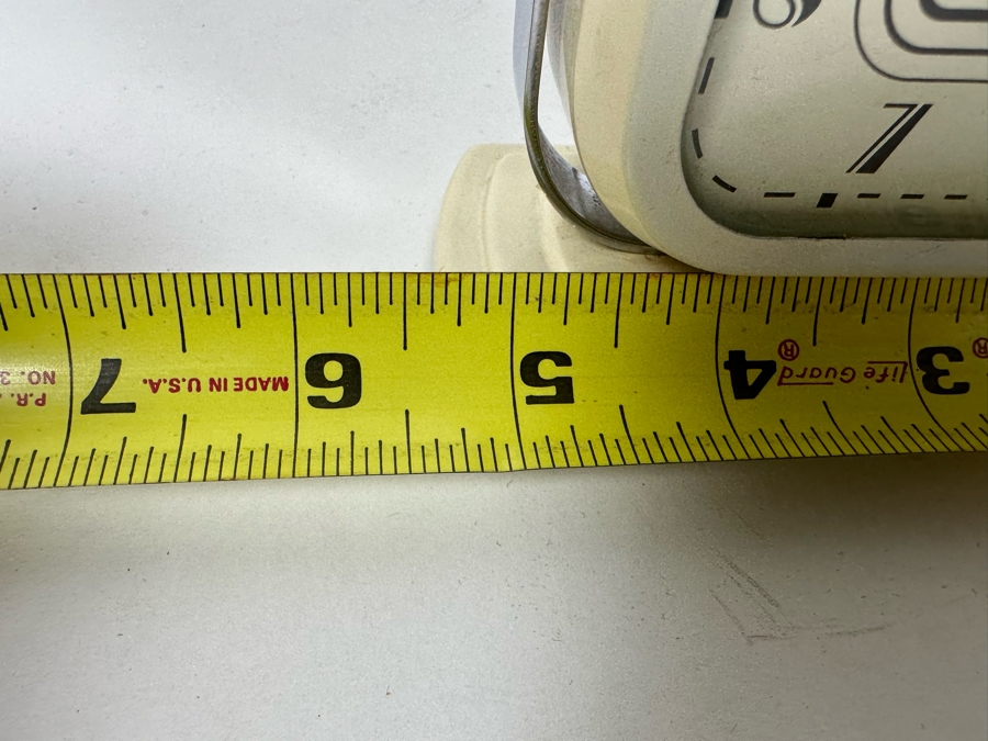 Vintage Art Deco Everhot Kitchen Timer Mechanical Clock By The Swartzbaugh Mfg Co Has Electrical Outlet For Turning On Appliance Working 5W X 2.5D X 5H [Photo 10]