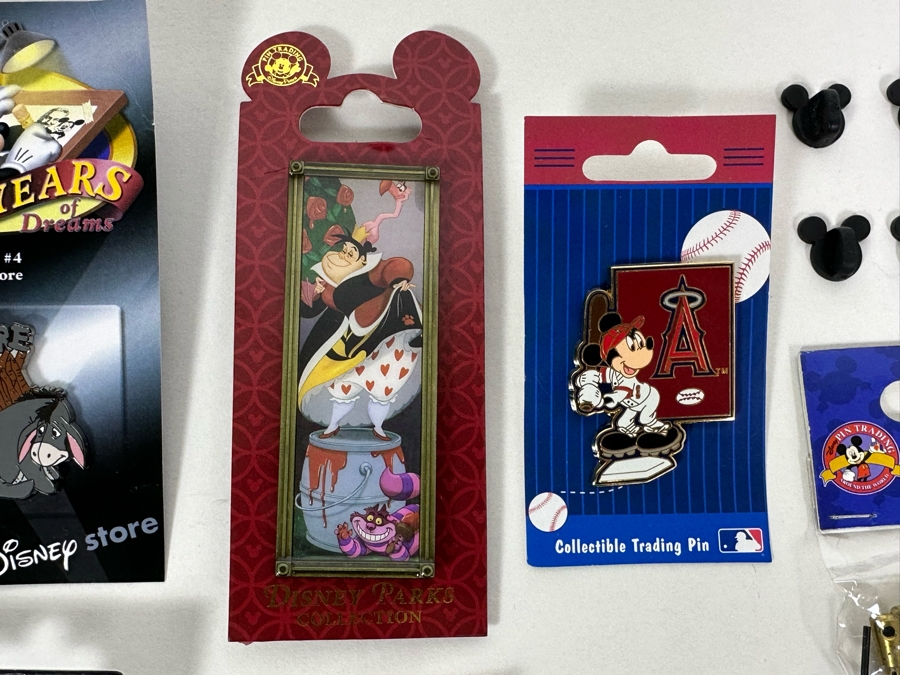 Disney Trading Pins [Photo 4]
