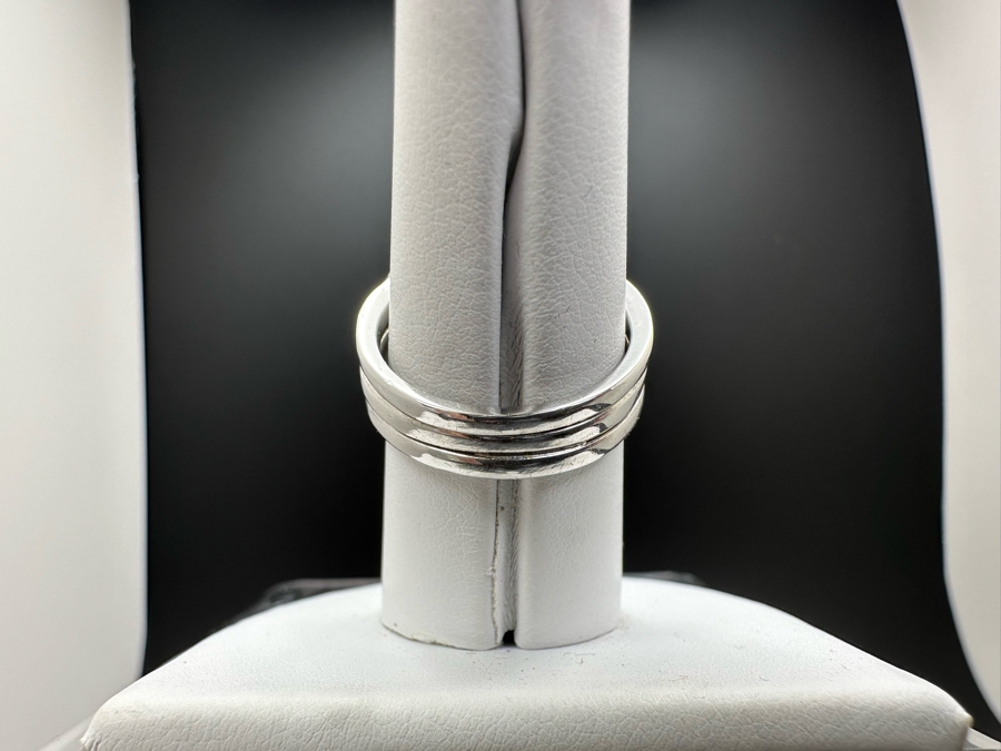 Stunning Platinum 950 Orange Sapphire Ring With 16 Round Brilliant Cut Diamonds Est. 0.60cttw 7.78mm X 6mm Orange Sapphire Size 7.25 15.4g Estimate Fair Market Value $3,500 Retail Value $10,500 [Photo 13]