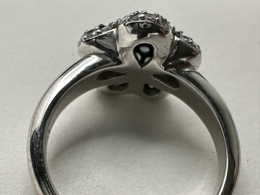 18K Gold Alexanderite Cluster Ring Set With 31 Natural Alexanderites Est. .81cttw Accented With 34 Round Brilliant Diamonds G-H Color VS Clarity Est. .35cttw Size 6.75 6.1g Estimated Fair Market Value $1,600 Retail Value $4,800 [Photo 12]