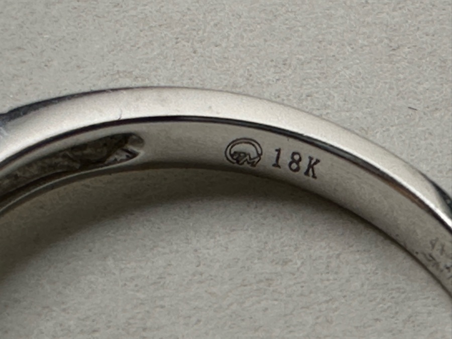 18K Gold Golden Quartz Ring 1.54RI Double Refractive 6mm Round Brilliant Cut Est. 1cttw Set With Diamonds Est. .26cttw Size 6.25 3.5g Estimated Fair Market Value $800 Retails $2,400 [Photo 17]