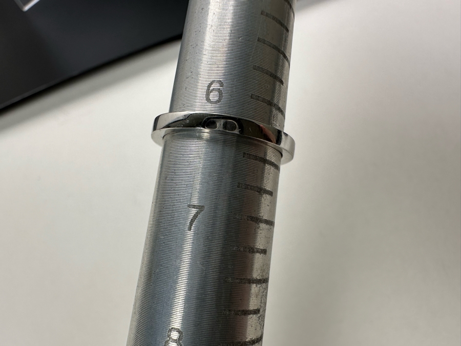 18K Gold Golden Quartz Ring 1.54RI Double Refractive 6mm Round Brilliant Cut Est. 1cttw Set With Diamonds Est. .26cttw Size 6.25 3.5g Estimated Fair Market Value $800 Retails $2,400 [Photo 18]