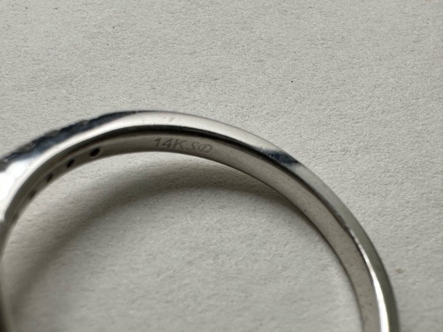 14K Gold Heart Shape Synthetic Alexanderite Ring Set With 52 Round Brilliant Diamonds Est. .40cttw Center Stone 6mm X 6mm Synthetic Alexanderite Est. 1cttw 3.1g Size 6.75 Estimated Fair Market Value $900 Retail Value $2,700 [Photo 12]