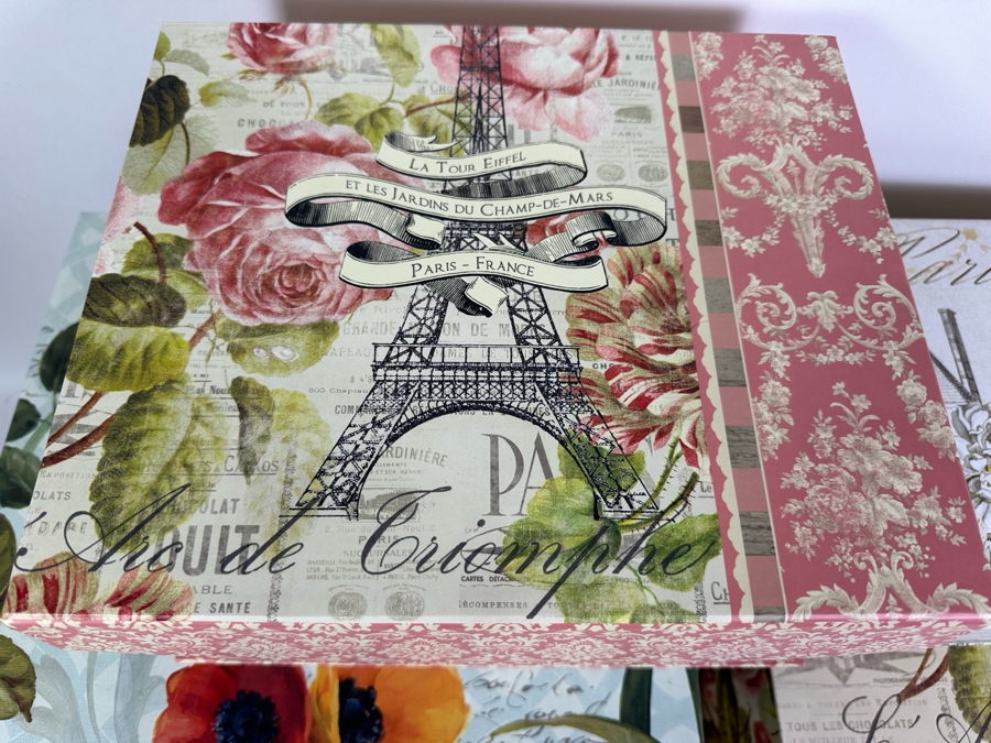 Six Hat Boxes [Photo 3]