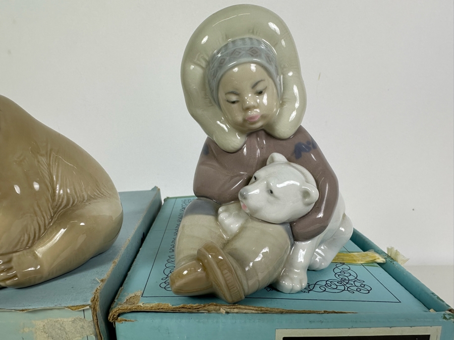 Pair Of Lladro Figurines With Boxes [Photo 2]