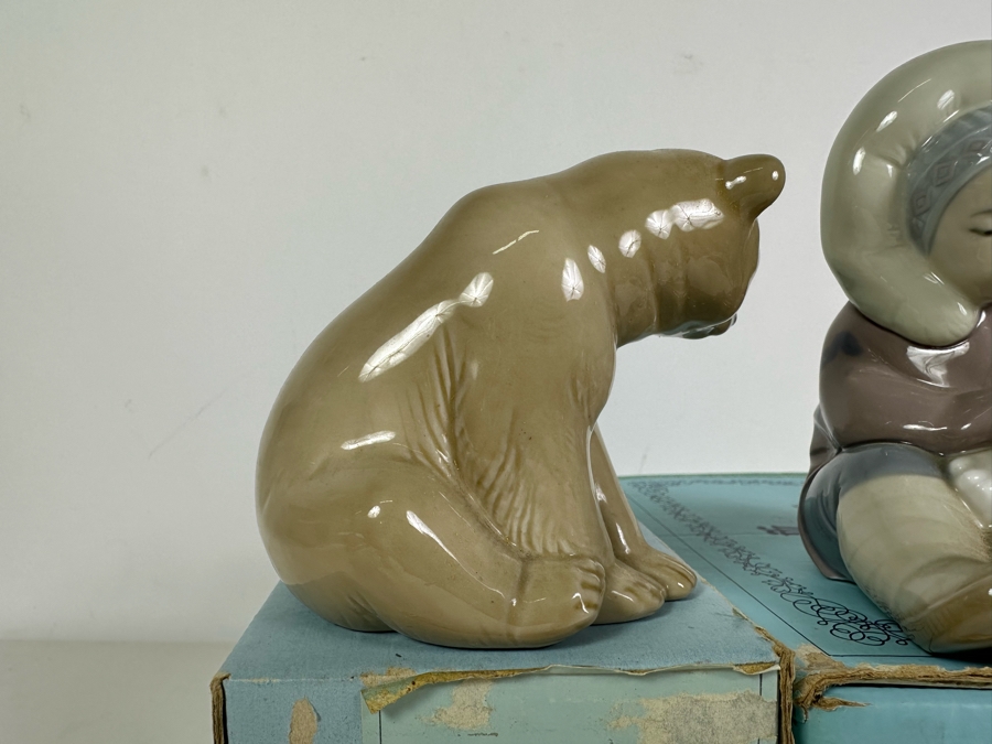 Pair Of Lladro Figurines With Boxes [Photo 5]