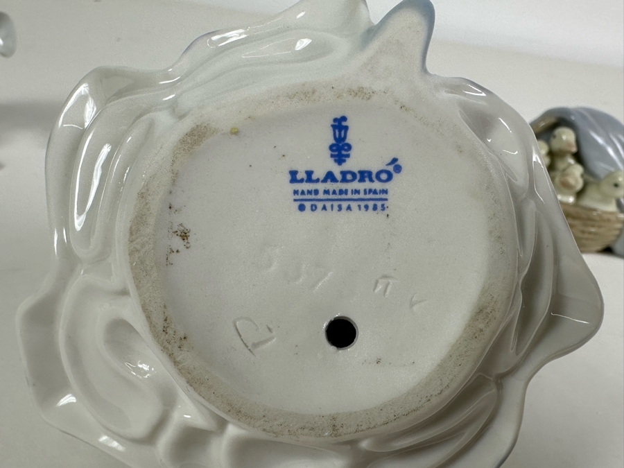 Three Lladro Figurines 2H-5.5H [Photo 13]
