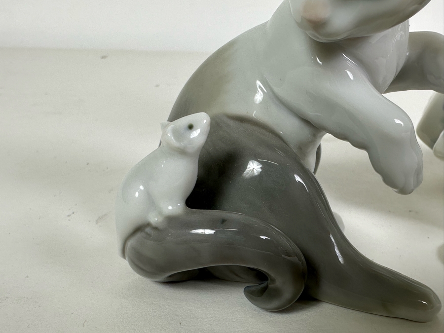 Three Lladro Figurines 2H-5.5H [Photo 10]