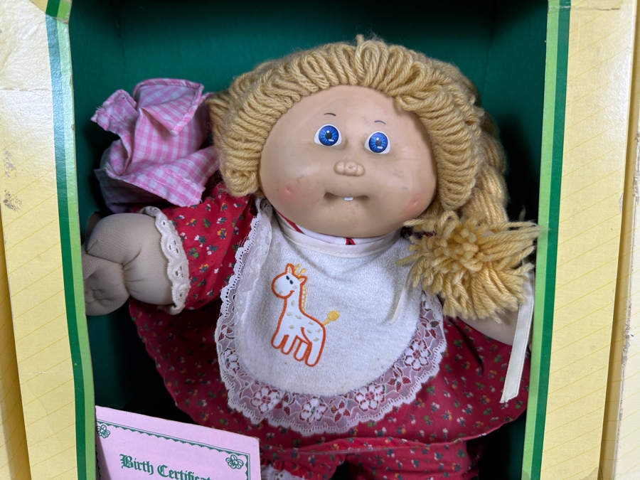 (3) Vintage 1985 Cabbage Patch Kids Dolls With Boxes [Photo 3]