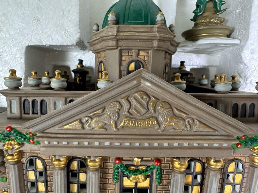 The Heritage Village Collection Dickens' Village Series Limited Edition 1996 'Ramsford Palace' Department 56 [Photo 4]