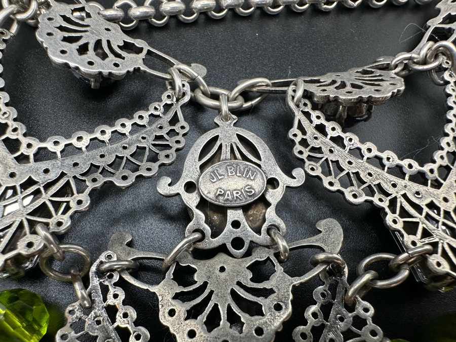 Statement Costume Jewelry Necklace With Matching Clip-On Earrings [Photo 5]