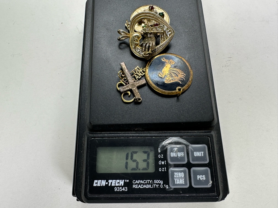 Six Sterling Silver Pendants 15.3g [Photo 7]