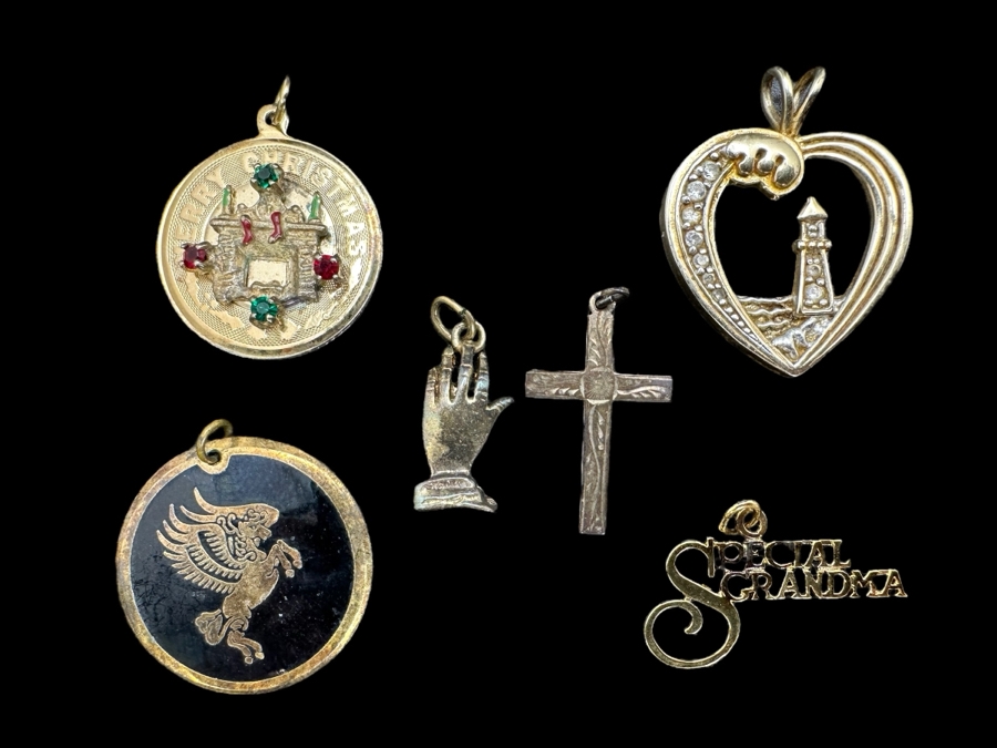 Six Sterling Silver Pendants 15.3g [Photo 1]
