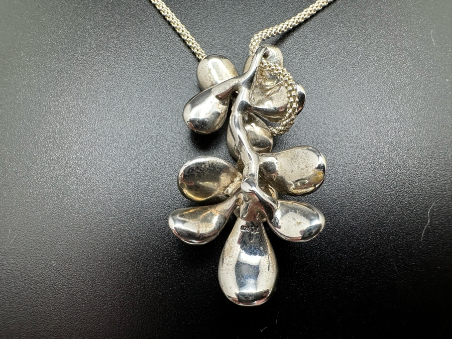 Sterling Silver Pendant With Sterling Silver 24' Italian Necklace 9.6g [Photo 4]