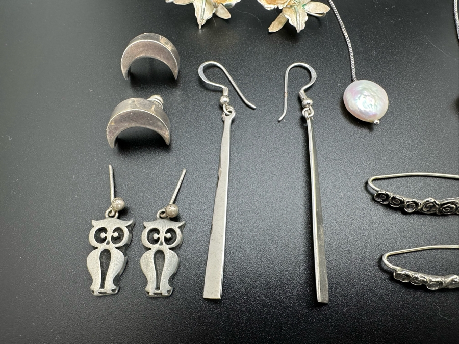 Ten Pairs Of Sterling Silver Earrings 28.3g [Photo 4]