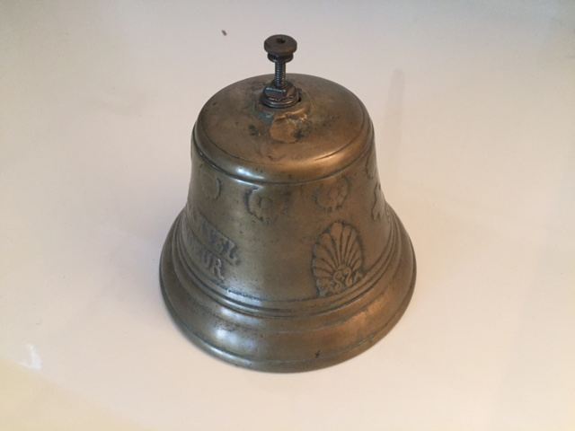 Bell [Photo 2]