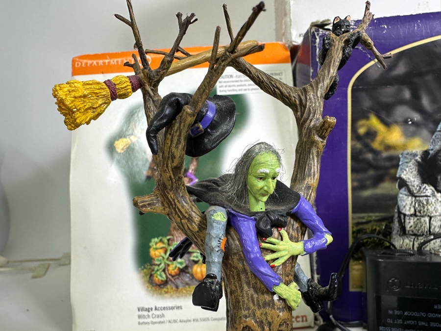 Department 56 Halloween Decorations Dracula, Witch Crash & Bat Lights [Photo 5]