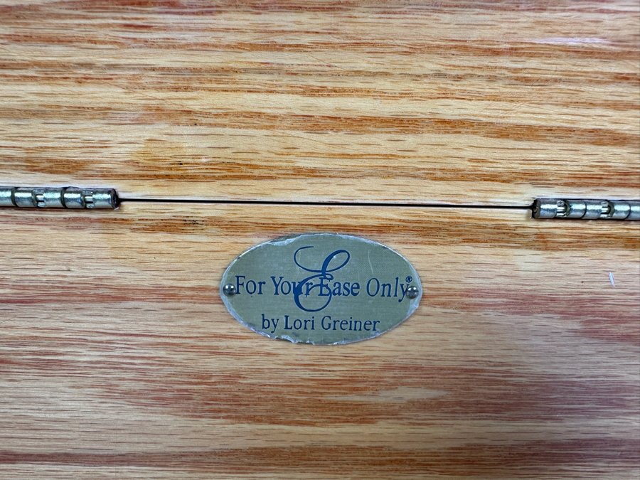 Lori Greiner Jewelry Box 14.5W X 8.5D X 6H [Photo 7]