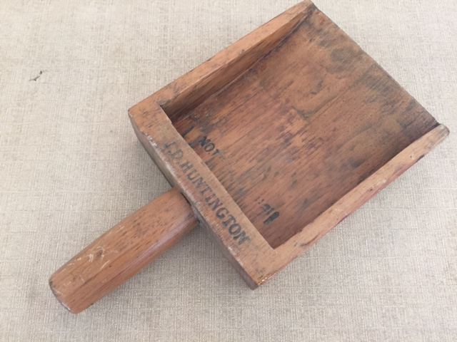 Primitive Wooden Dust Pan J. D. Huntington [Photo 1]