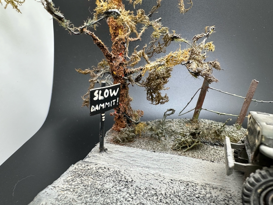 Hand Painted Plastic Miniature Military Figurines Toy Soldiers U.S. Army Jeep MP By Dr. David D. Michaels 7W X 5D X 6H [Photo 5]