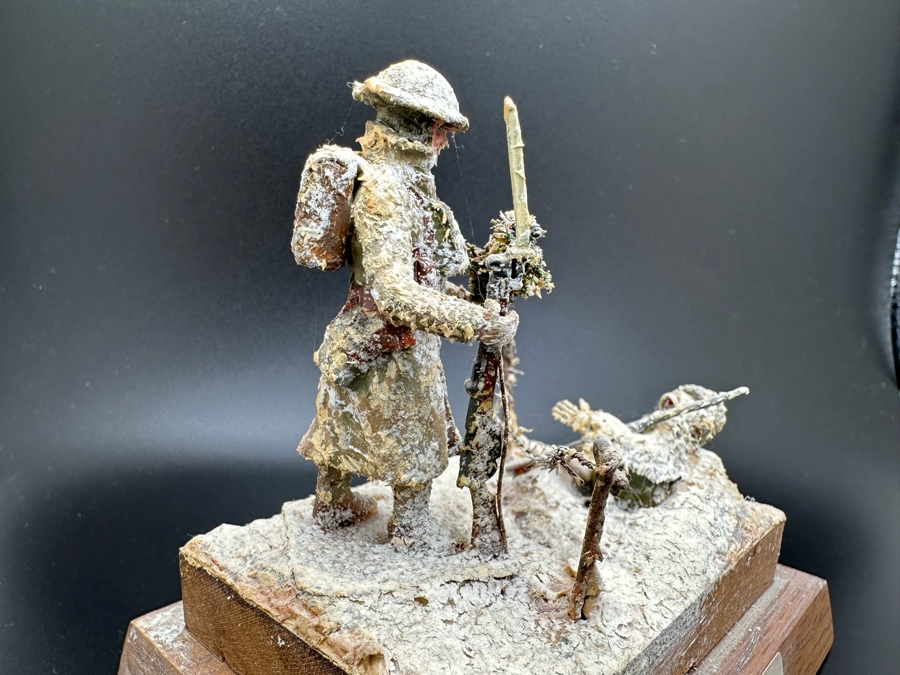 Hand Painted Metal Tin Miniature Military Figurines Toy Soldiers 1914 WWI Winter Battlefield Scene By Dr. David D. Michaels 4W X 3D X 3.5H [Photo 4]