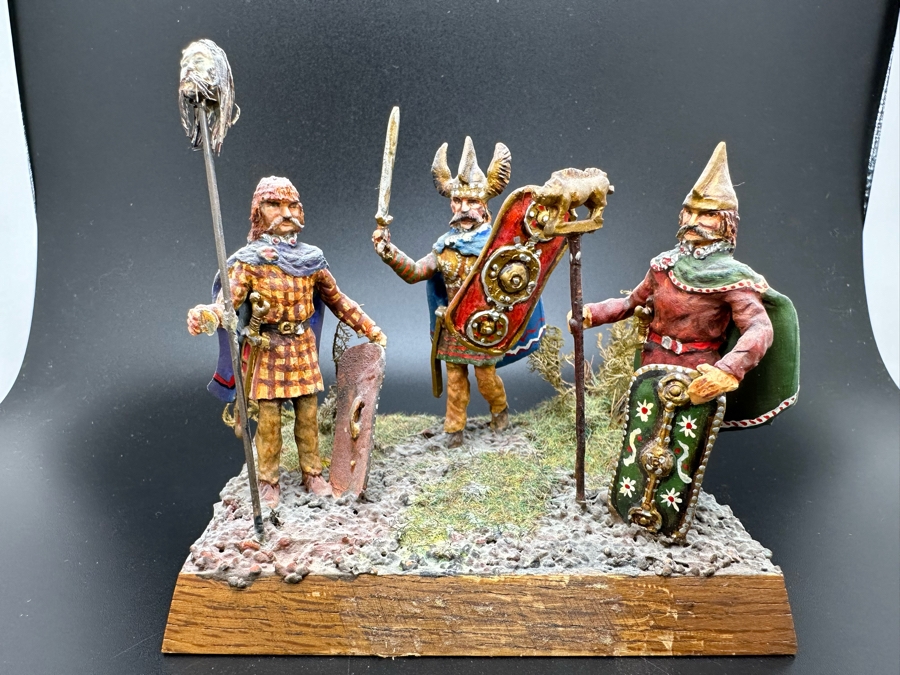 Hand Painted Metal Tin Miniature Military Toy Figurines Ancient British Gallic By Dr. David D. Michaels 4W X 3D X 4H [Photo 2]