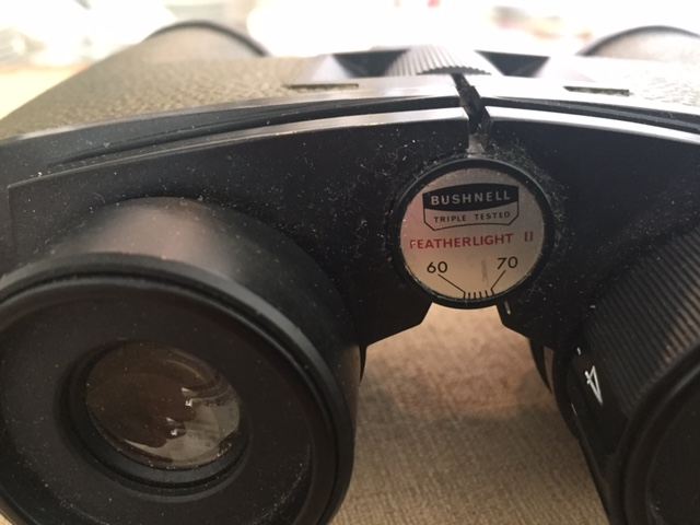 Bushnell Binoculars [Photo 5]