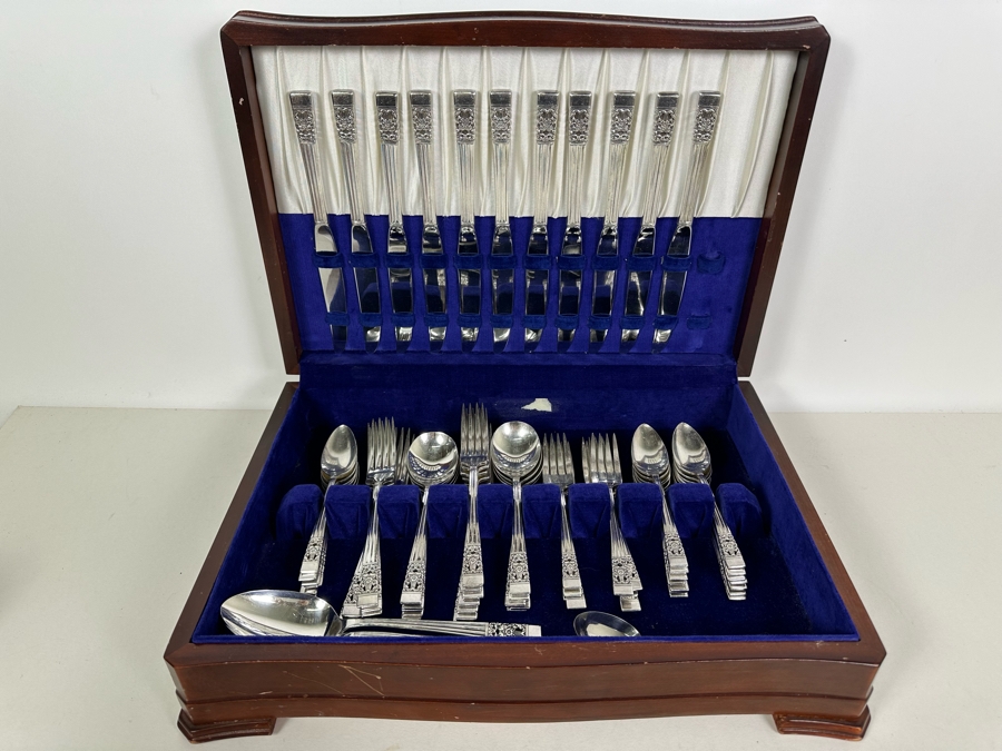 Community Silverplate Flatware Set With Wooden Storage Box [Photo 2]