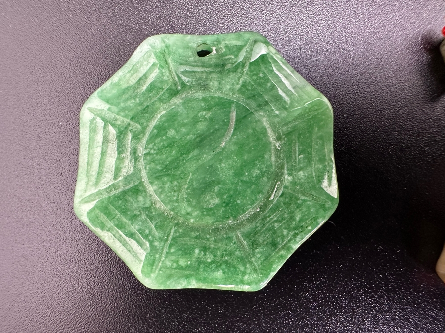Various Small Jade Carvings [Photo 6]