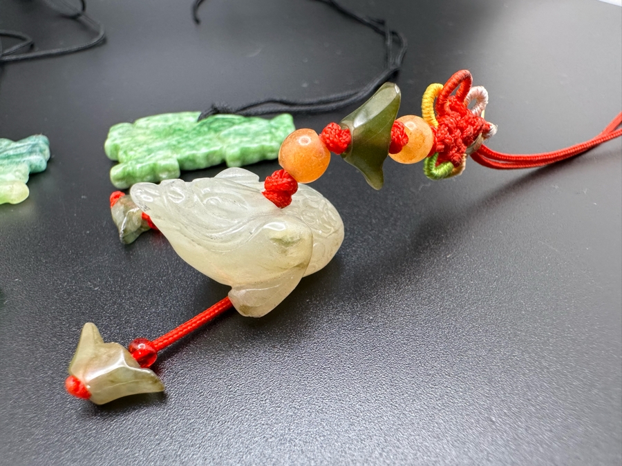 Various Small Jade Carvings [Photo 4]