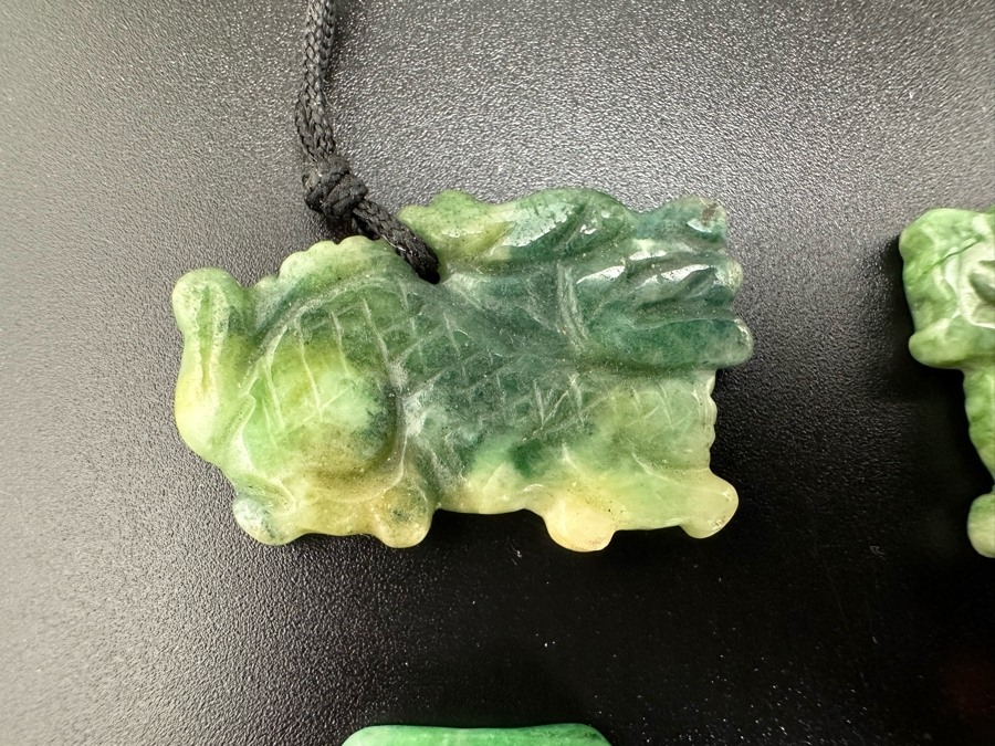 Various Small Jade Carvings [Photo 7]