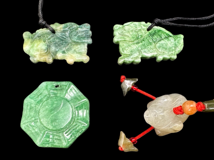Various Small Jade Carvings [Photo 1]